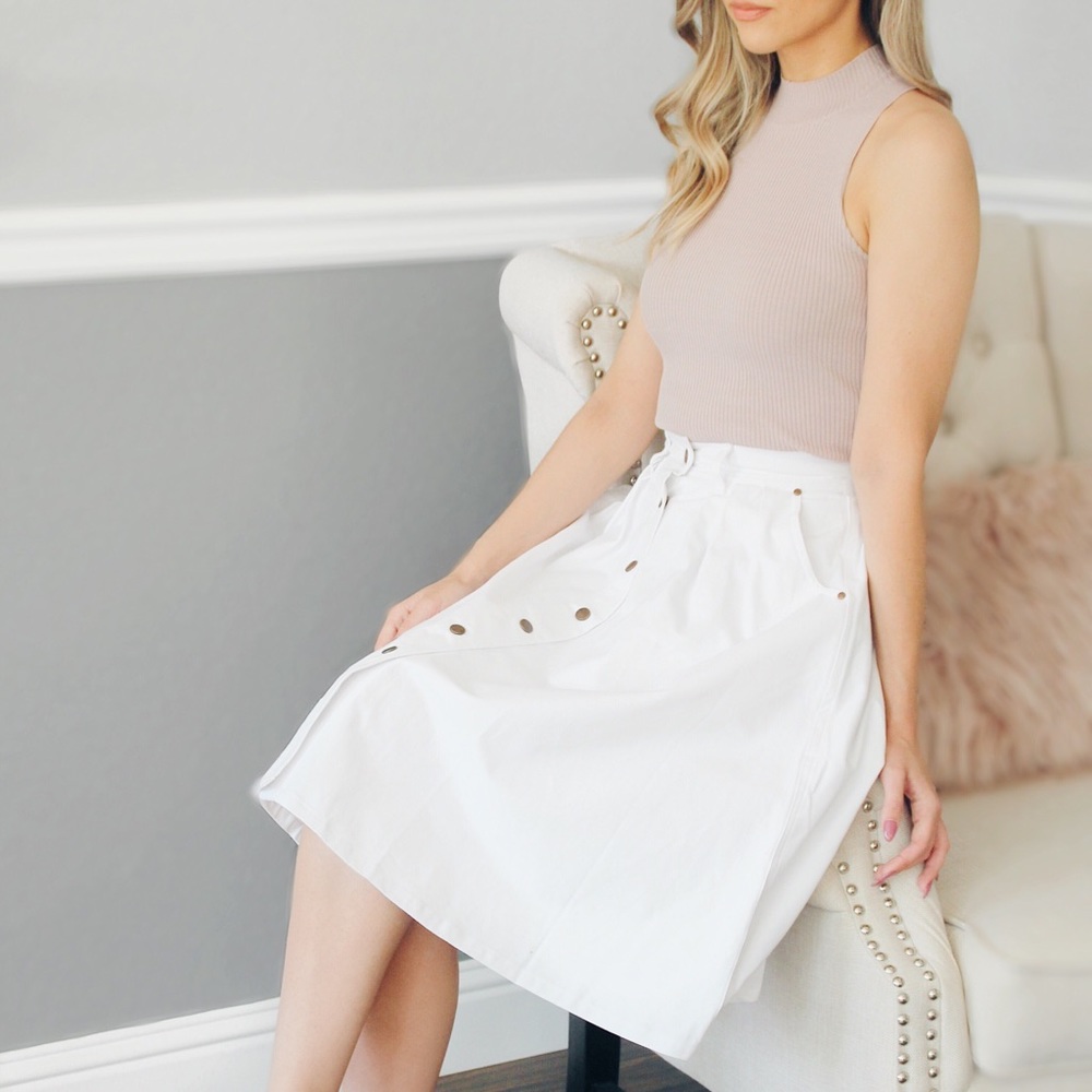 White button midi skirt - Picture 3 of 4